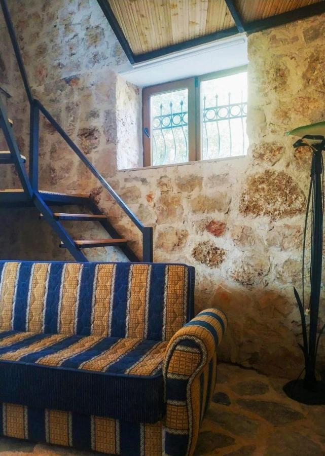 My Stone Inn Kadirleryakasi 外观 照片